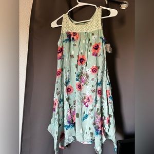 Youth 14 adorable floral dress NWT